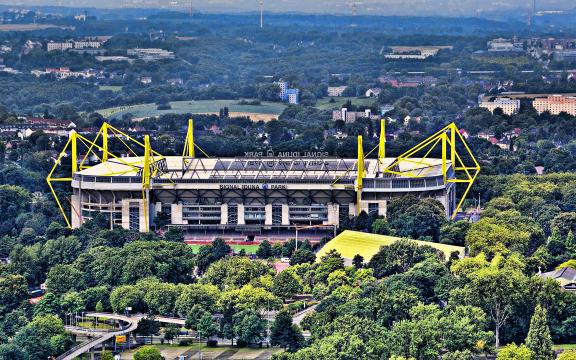 Borussia Stadium. Фото Свободно для коммерческого использования, Атрибуция не требуется. Бесплатное стоковое фото для свободного скачивания