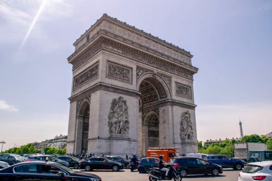 Знаменитая архитектура Парижа. Фото Free for commercial use, No attribution required. Бесплатное стоковое фото для свободного скачивания