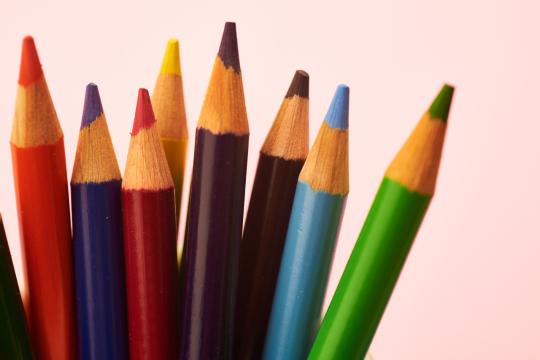 Цветные карандаши. Фото Free for commercial use, No attribution required. Бесплатное стоковое фото для свободного скачивания