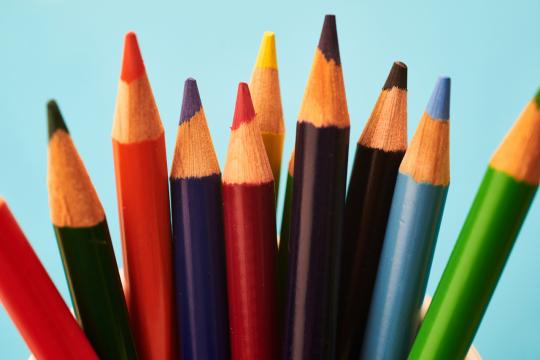 Цветные карандаши (5). Фото Свободно для коммерческого использования, Атрибуция не требуется. Бесплатное стоковое фото для свободного скачивания