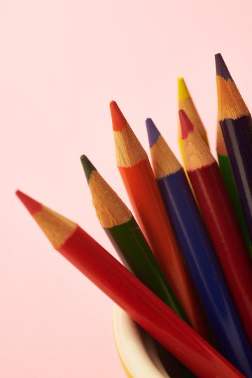 Цветные  карандаши. Фото Free for commercial use, No attribution required. Бесплатное стоковое фото для свободного скачивания