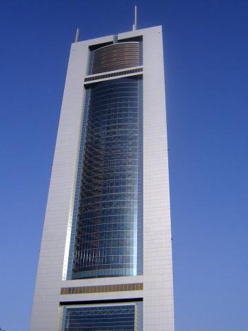 Вид сбоку на башню Эмирейтс. Фото Свободно для коммерческого использования, Атрибуция не требуется. Бесплатное стоковое фото для свободного скачивания