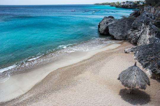 Пляж в Карибском море. Фото Свободно для коммерческого использования, Атрибуция не требуется. Бесплатное стоковое фото для свободного скачивания