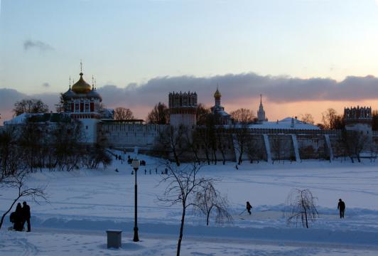 Вид на Новодевичий монастырь зимой. Фото Free for commercial use, Attribution required. Бесплатное стоковое фото для свободного скачивания