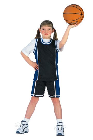 Девушка в баскетбольной форме. Фото Свободно для коммерческого использования, Атрибуция не требуется. Бесплатное стоковое фото для свободного скачивания