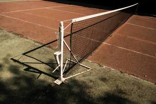 Теннисный корт. Фото Свободно для коммерческого использования, Атрибуция не требуется. Бесплатное стоковое фото для свободного скачивания