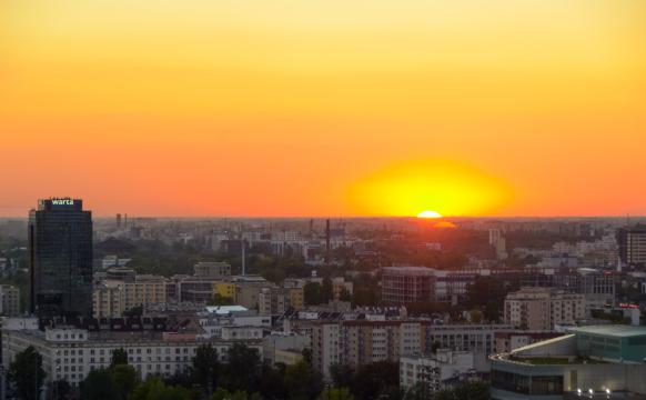 Варшавский закат. Фото Свободно для коммерческого использования, Атрибуция не требуется. Бесплатное стоковое фото для свободного скачивания