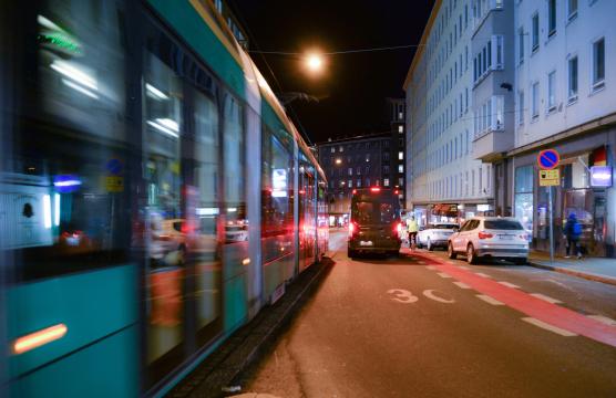 Уличная сцена Хельсинки. Фото Free for commercial use, No attribution required. Бесплатное стоковое фото для свободного скачивания