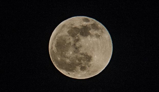 Луна. Фото Free for commercial use, No attribution required. Бесплатное стоковое фото для свободного скачивания