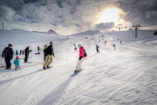 Альпийский сноуборд. Фото Свободно для коммерческого использования, Атрибуция не требуется. Бесплатное стоковое фото для свободного скачивания