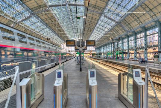 Железнодорожный вокзал Бордо. Фото Free for commercial use, No attribution required. Бесплатное стоковое фото для свободного скачивания