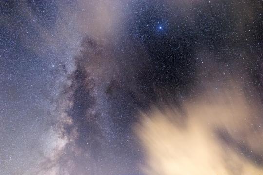 Голубое ночное небо. Фото Free for commercial use, No attribution required. Бесплатное стоковое фото для свободного скачивания