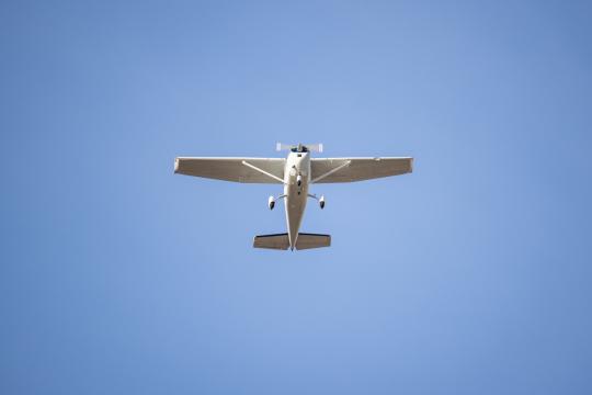 Самолет Небо. Фото Free for commercial use, No attribution required. Бесплатное стоковое фото для свободного скачивания