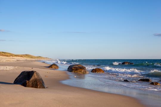 Океанский пляжный пейзаж. Фото Free for commercial use, No attribution required. Бесплатное стоковое фото для свободного скачивания