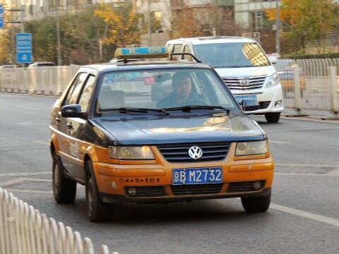 Пекинское желтое такси. Фото Free for commercial use, No attribution required. Бесплатное стоковое фото для свободного скачивания