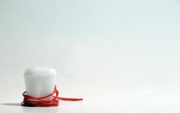 Ожерелье зубной феи. Фото Свободно для коммерческого использования, Атрибуция не требуется. Бесплатное стоковое фото для свободного скачивания