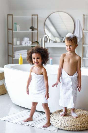 Дети в ванной. Фото Свободно для коммерческого использования, Атрибуция не требуется. Бесплатное стоковое фото для свободного скачивания