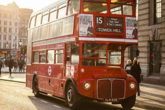Винтажный красный лондонский автобус. Фото Free for commercial use, No attribution required. Бесплатное стоковое фото для свободного скачивания
