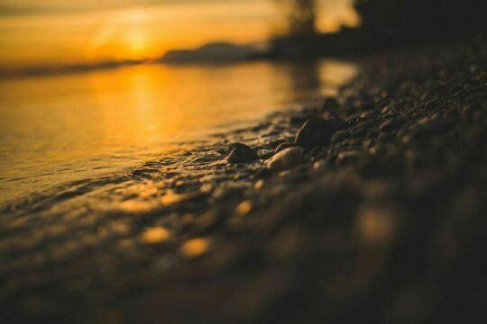 Море Камни Берег Закат. Фото Свободно для коммерческого использования, Атрибуция не требуется. Бесплатное стоковое фото для свободного скачивания