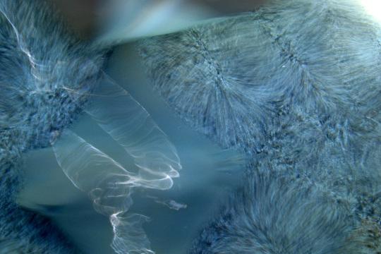 Голубая кристаллическая текстура воды. Фото Свободно для коммерческого использования, Атрибуция не требуется. Бесплатное стоковое фото для свободного скачивания