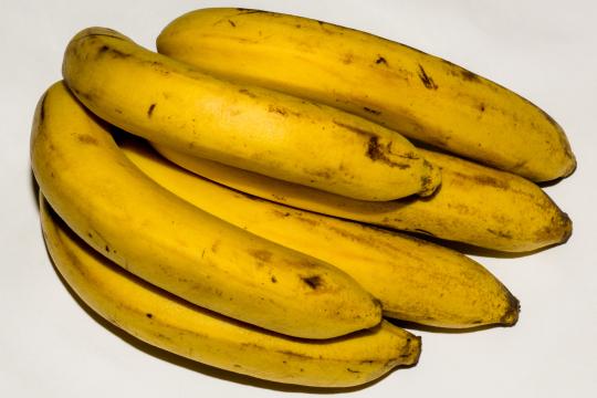 Связка бананов. Фото Free for commercial use, No attribution required. Бесплатное стоковое фото для свободного скачивания