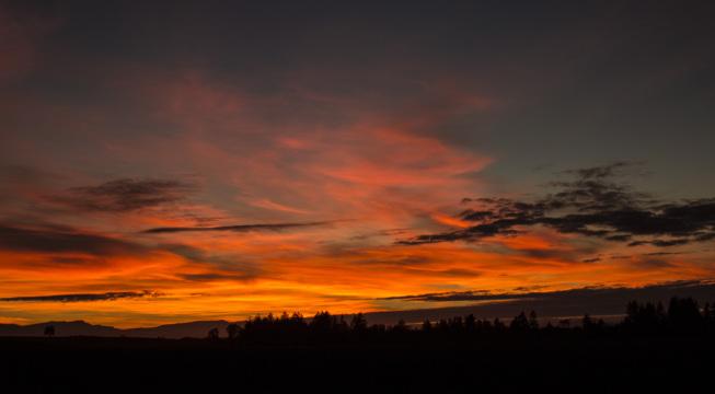 Вечернее небо, закат. Фото Free for commercial use, No attribution required. Бесплатное стоковое фото для свободного скачивания