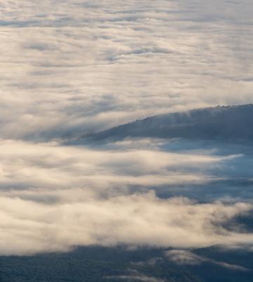 Гора облаков. Фото Free for commercial use, No attribution required. Бесплатное стоковое фото для свободного скачивания