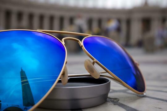 солнцезащитные очки синие. Фото Free for commercial use, No attribution required. Бесплатное стоковое фото для свободного скачивания