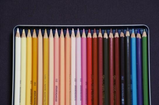 Цветные карандаши. Фото Свободно для коммерческого использования, Атрибуция не требуется. Бесплатное стоковое фото для свободного скачивания