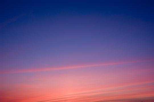 Закатное летнее небо. Фото Свободно для коммерческого использования, Атрибуция не требуется. Бесплатное стоковое фото для свободного скачивания