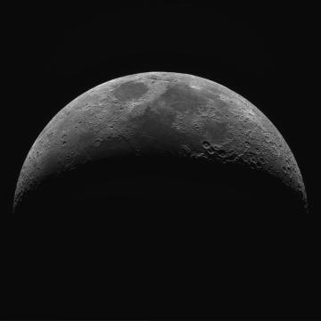 Лунные кратеры. Фото Свободно для коммерческого использования, Атрибуция не требуется. Бесплатное стоковое фото для свободного скачивания