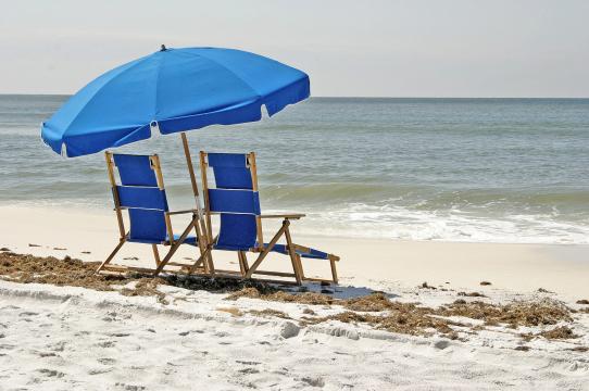 Пляжный зонт. Фото Free for commercial use, No attribution required. Бесплатное стоковое фото для свободного скачивания
