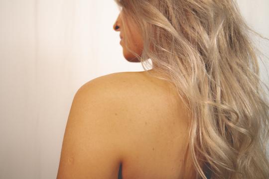 Женские волосы (3). Фото Свободно для коммерческого использования, Атрибуция не требуется. Бесплатное стоковое фото для свободного скачивания